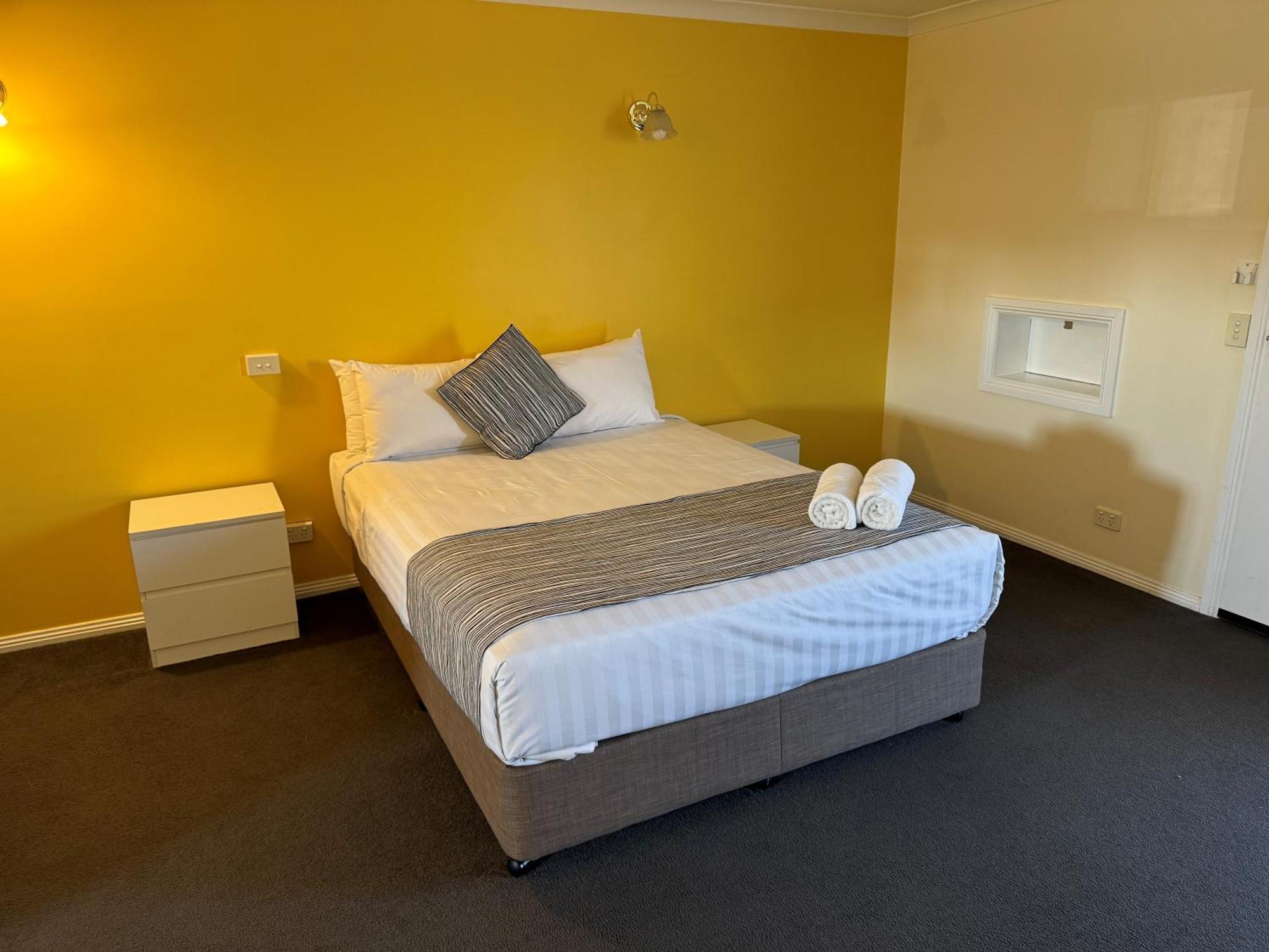 Mid City Plantation Motel Mildura Exteriör bild
