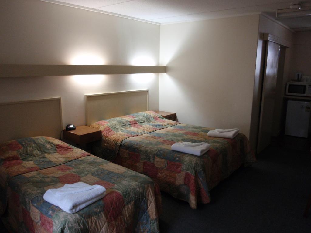 Mid City Plantation Motel Mildura Exteriör bild
